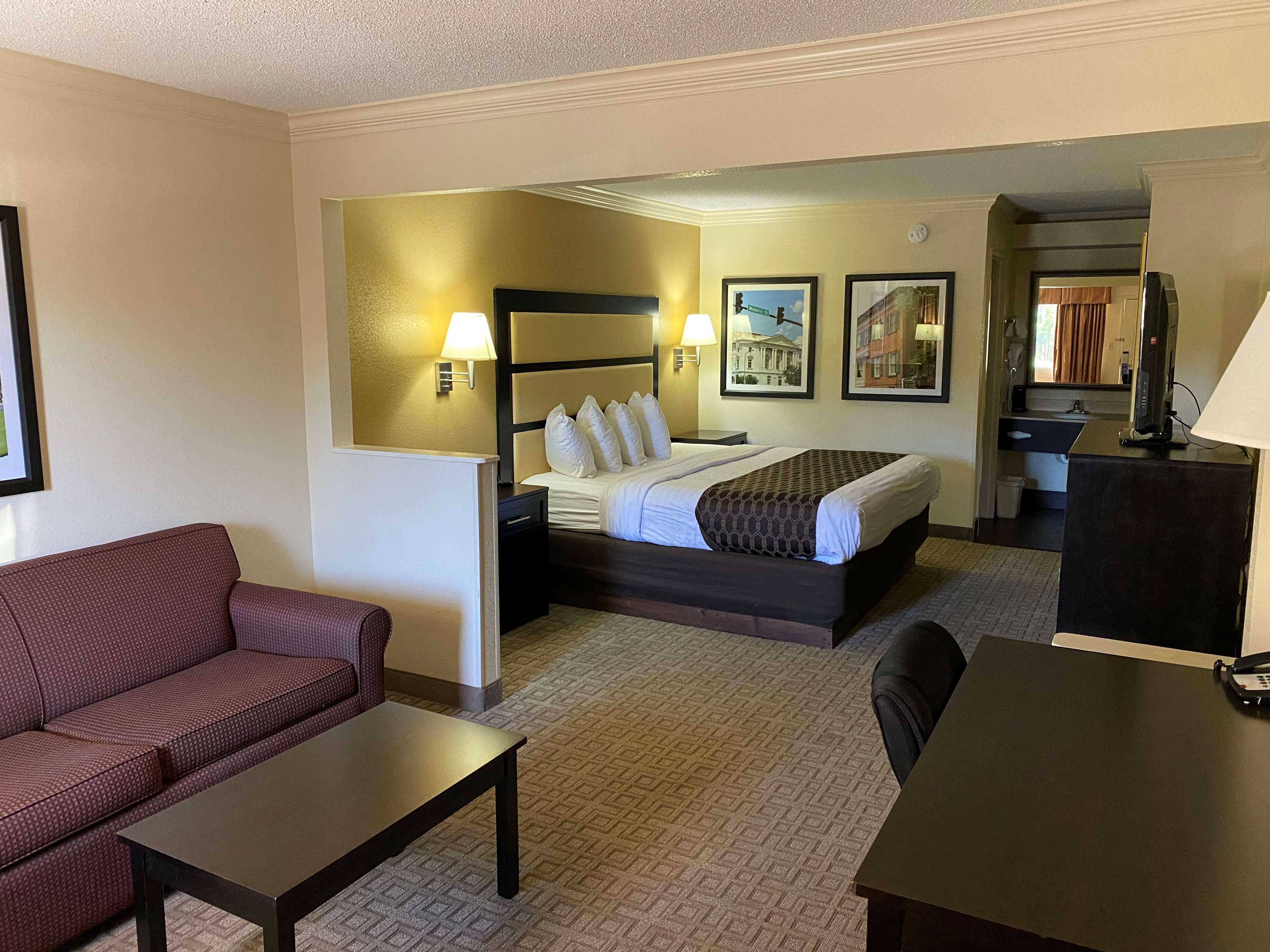 Best Western Inn & Suites Byron Exteriér fotografie