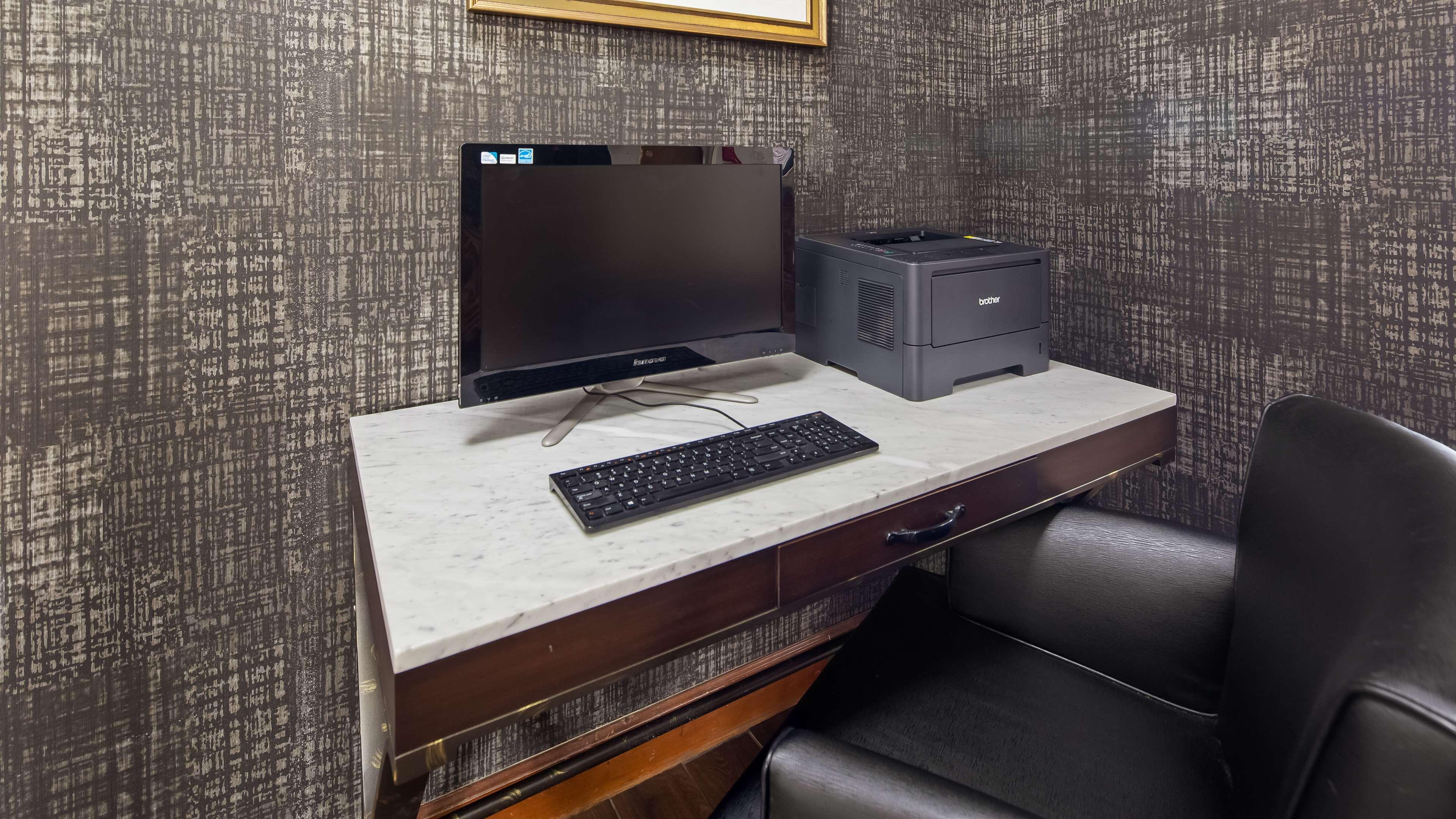 Best Western Inn & Suites Byron Exteriér fotografie